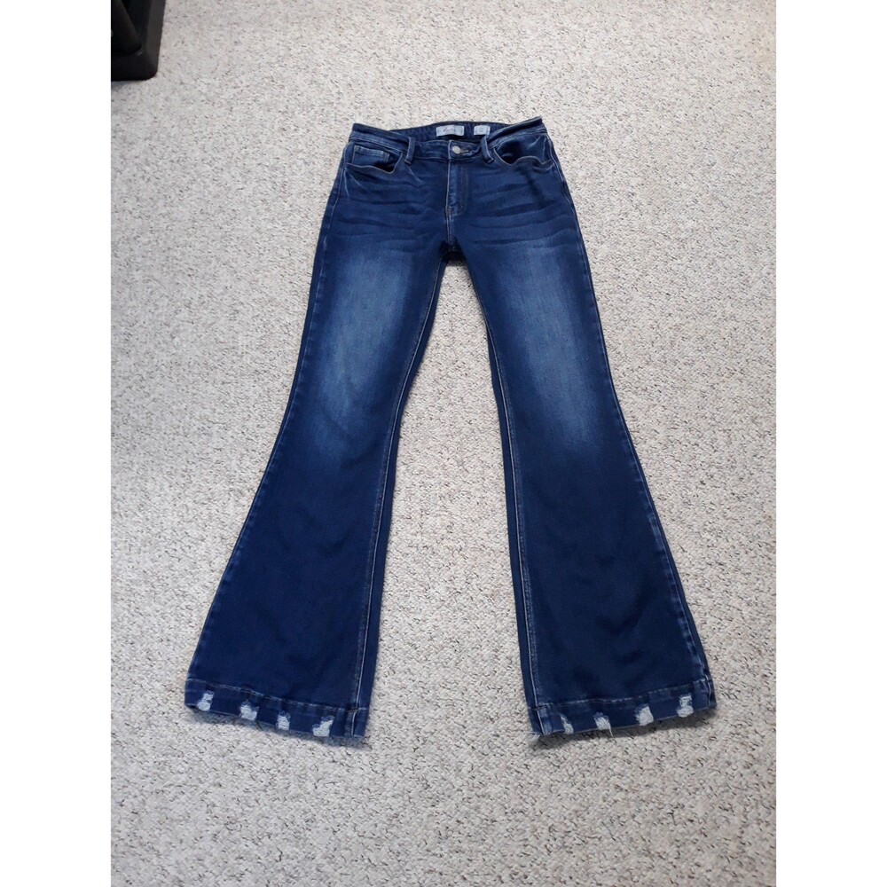 29 KanCan Signature Kurvy Mid-Rise Flare Distressed Hem